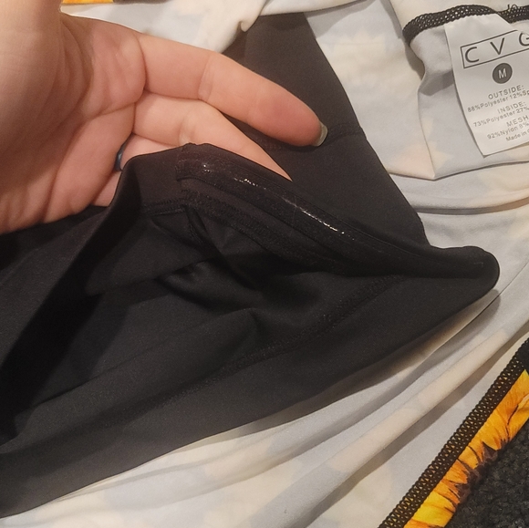 CVG Limitlesss Dress - Picture 4 of 5